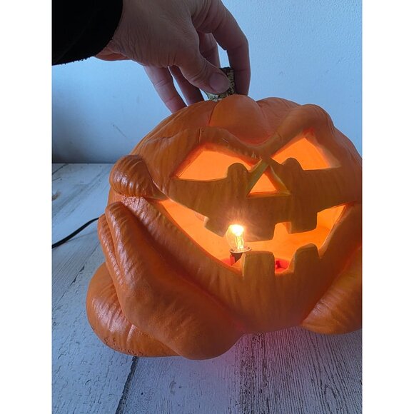 Light up pumpkin jack-o'-lantern Halloween decor table top vintage - Picture 5 of 8